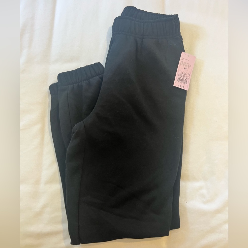 NWT Wild Fable black sweatpants